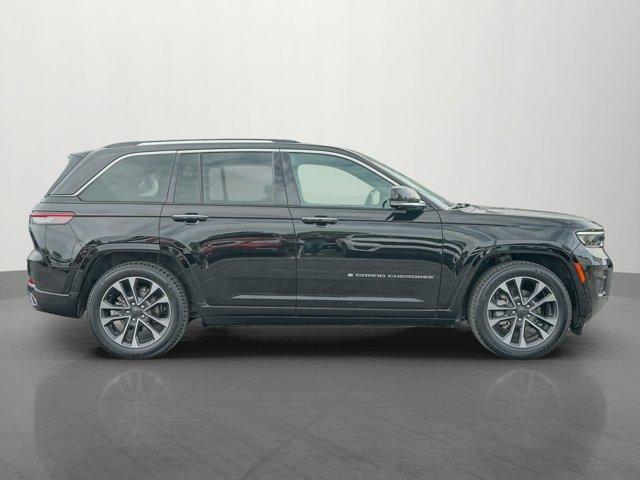used 2023 Jeep Grand Cherokee car, priced at $40,000