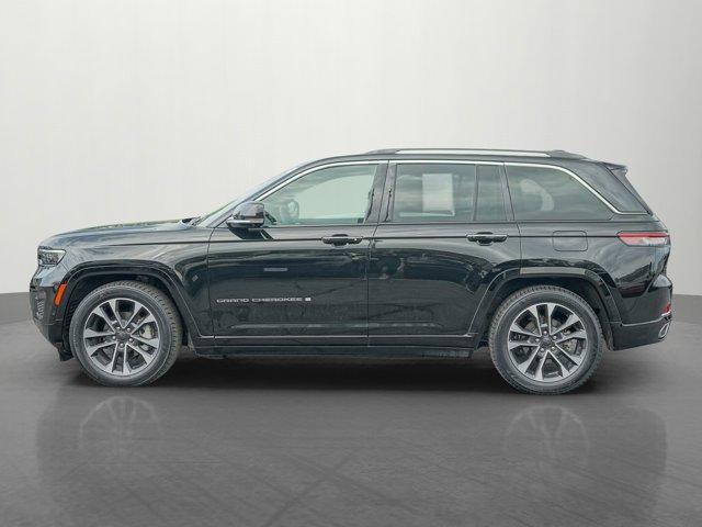 used 2023 Jeep Grand Cherokee car, priced at $40,000