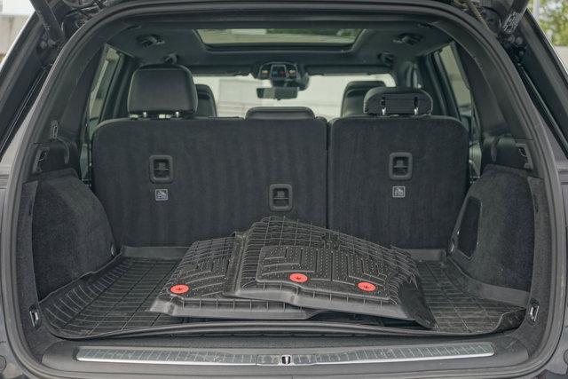used 2023 Jeep Grand Cherokee car, priced at $40,000