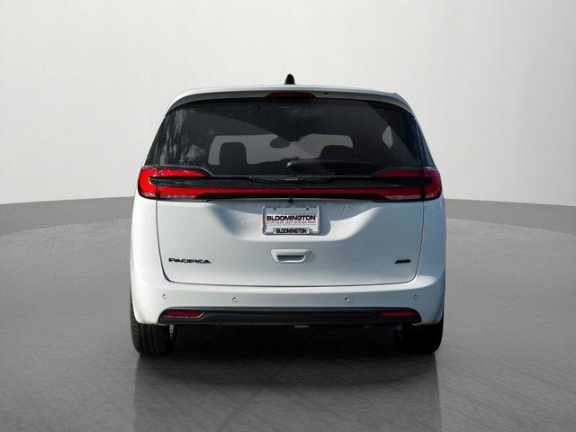new 2026 Chrysler Pacifica car, priced at $46,255