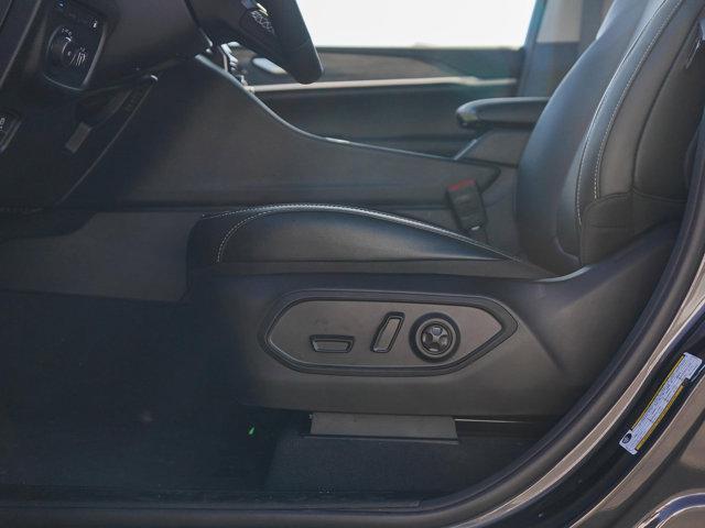 new 2025 Jeep Grand Cherokee car, priced at $56,141