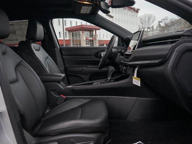 new 2025 Jeep Compass car, priced at $31,995