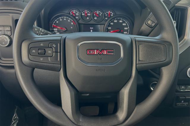 new 2025 GMC Sierra 1500 car, priced at $47,055