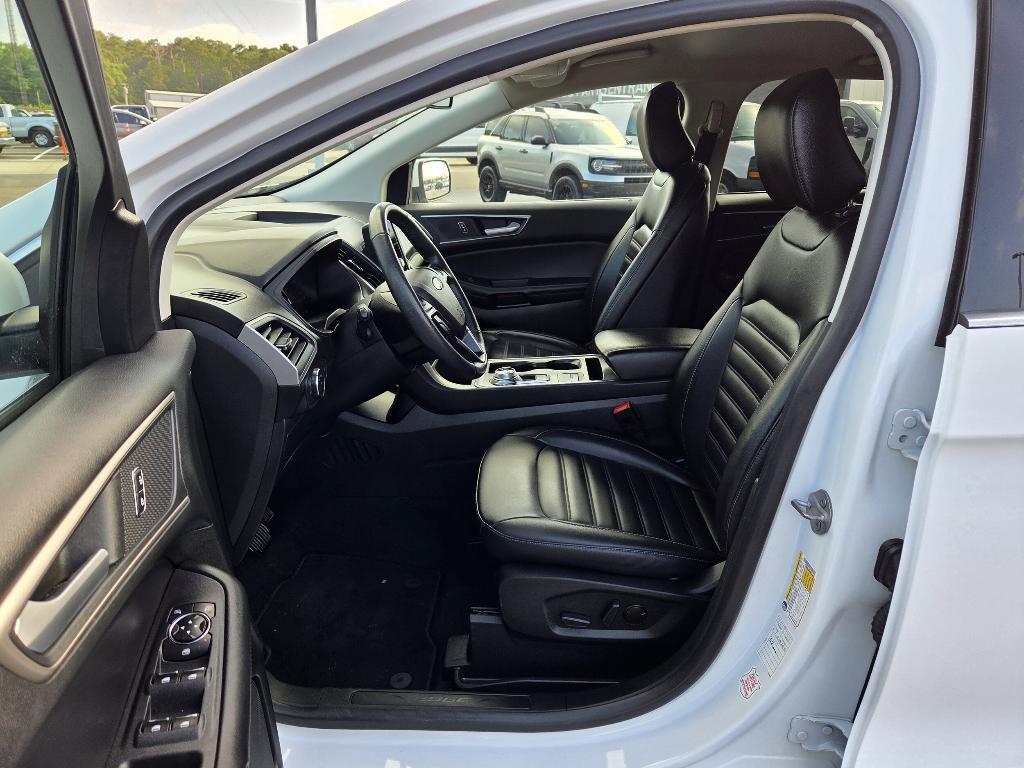 used 2022 Ford Edge car