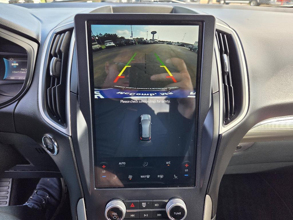 used 2022 Ford Edge car