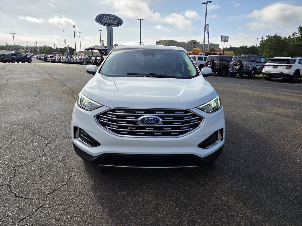used 2022 Ford Edge car