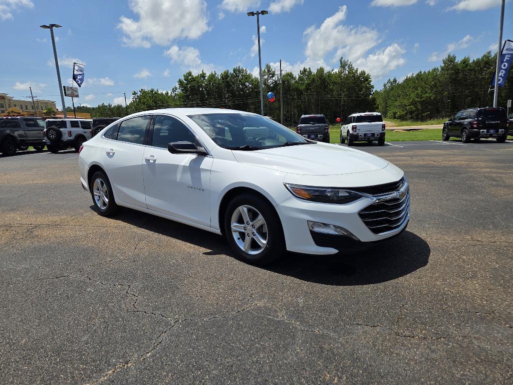 used 2024 Chevrolet Malibu car, priced at $23,625