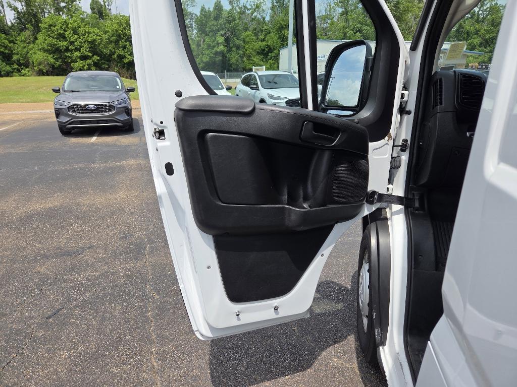 used 2023 Ram ProMaster 2500 car, priced at $33,574