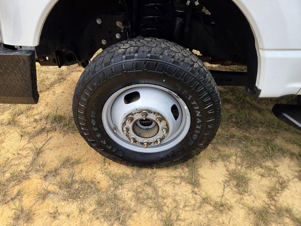 used 2024 Ford F-350 car, priced at $42,345