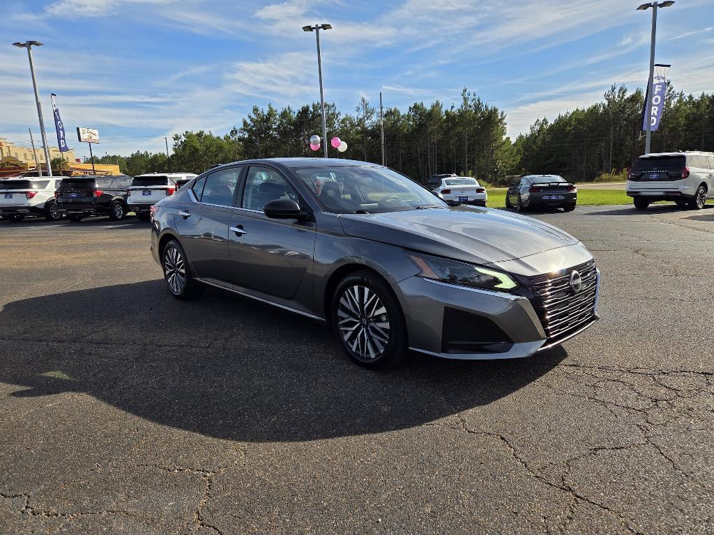 used 2024 Nissan Altima car, priced at $20,524