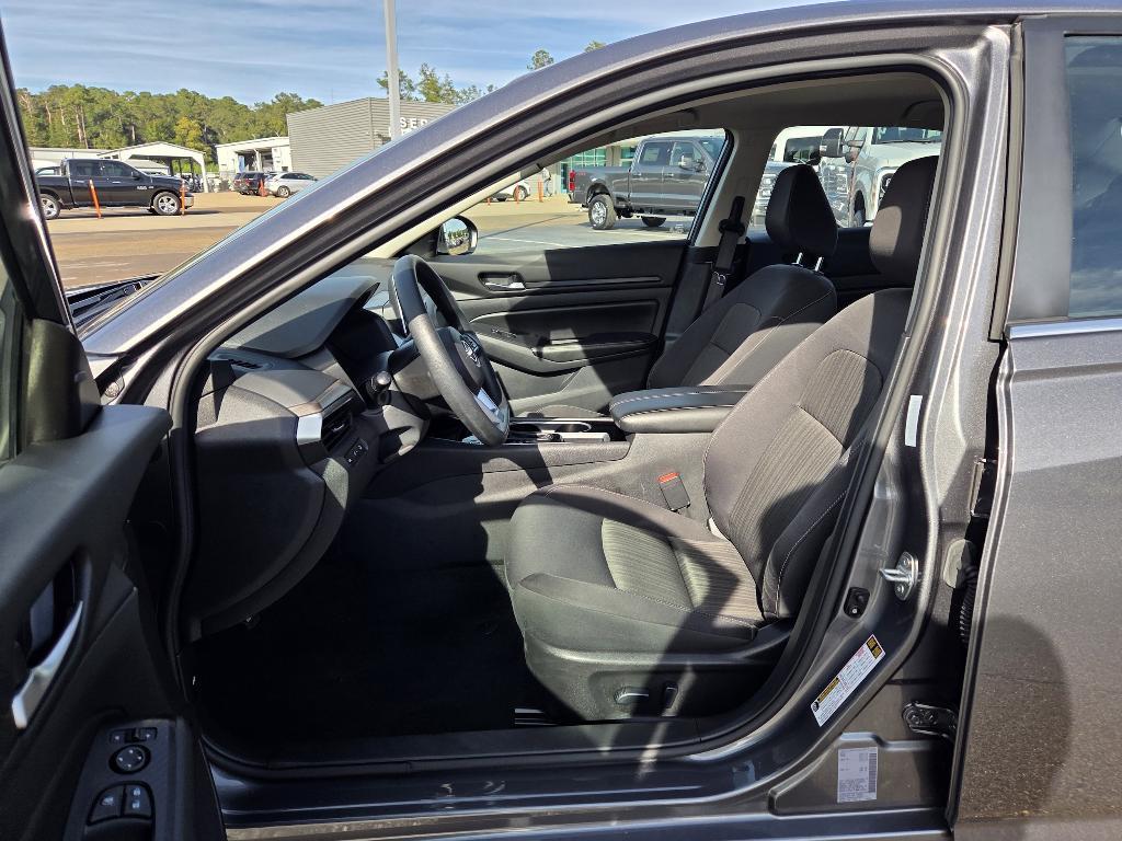 used 2024 Nissan Altima car, priced at $20,524