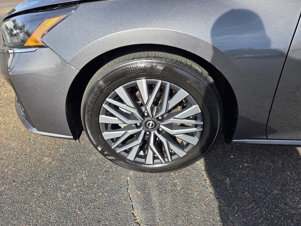 used 2024 Nissan Altima car, priced at $20,524