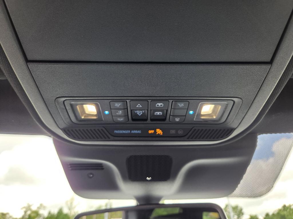 new 2025 Ford Expedition car, priced at $85,800