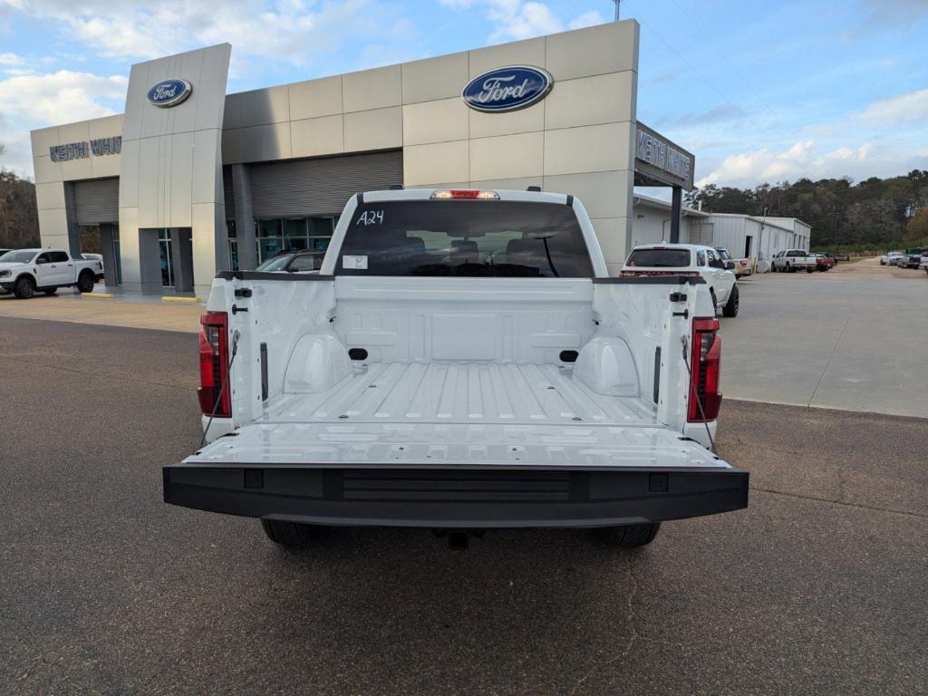 new 2024 Ford F-150 car, priced at $50,370