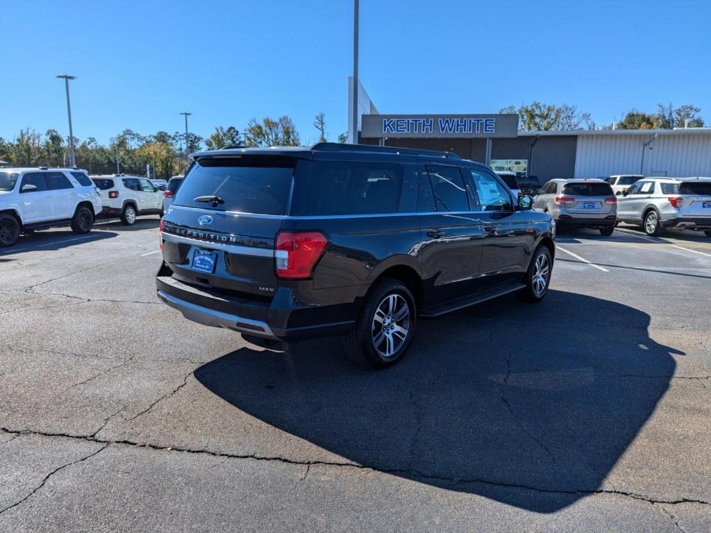 new 2024 Ford Expedition Max car, priced at $64,425