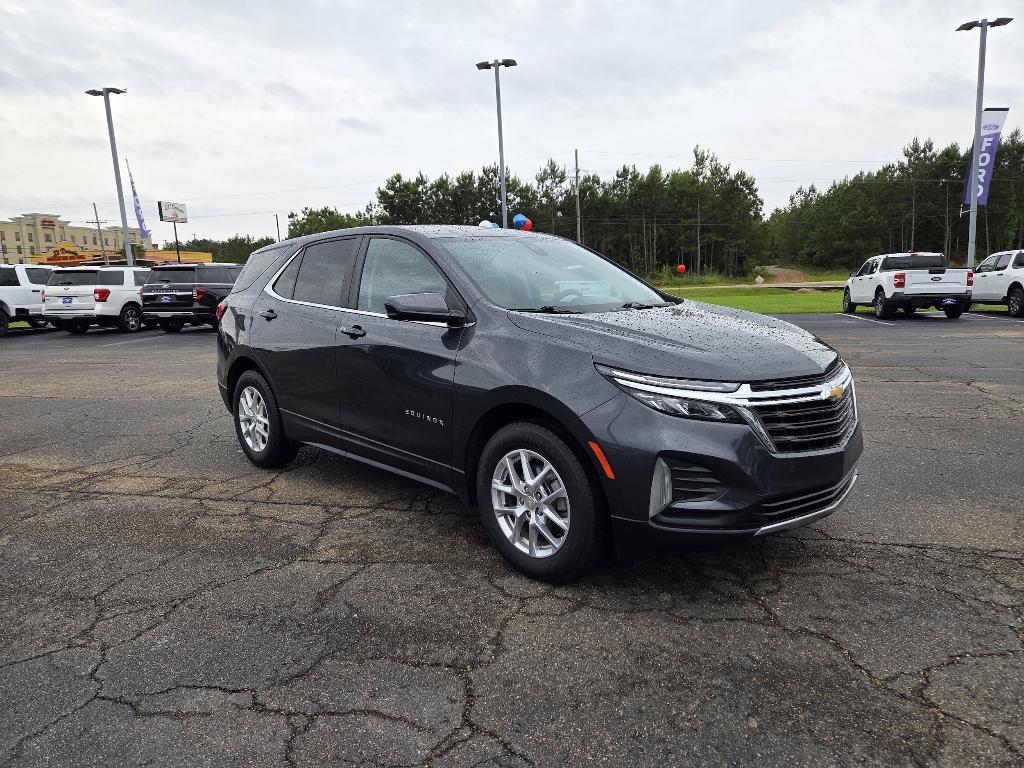 used 2023 Chevrolet Equinox car, priced at $20,994