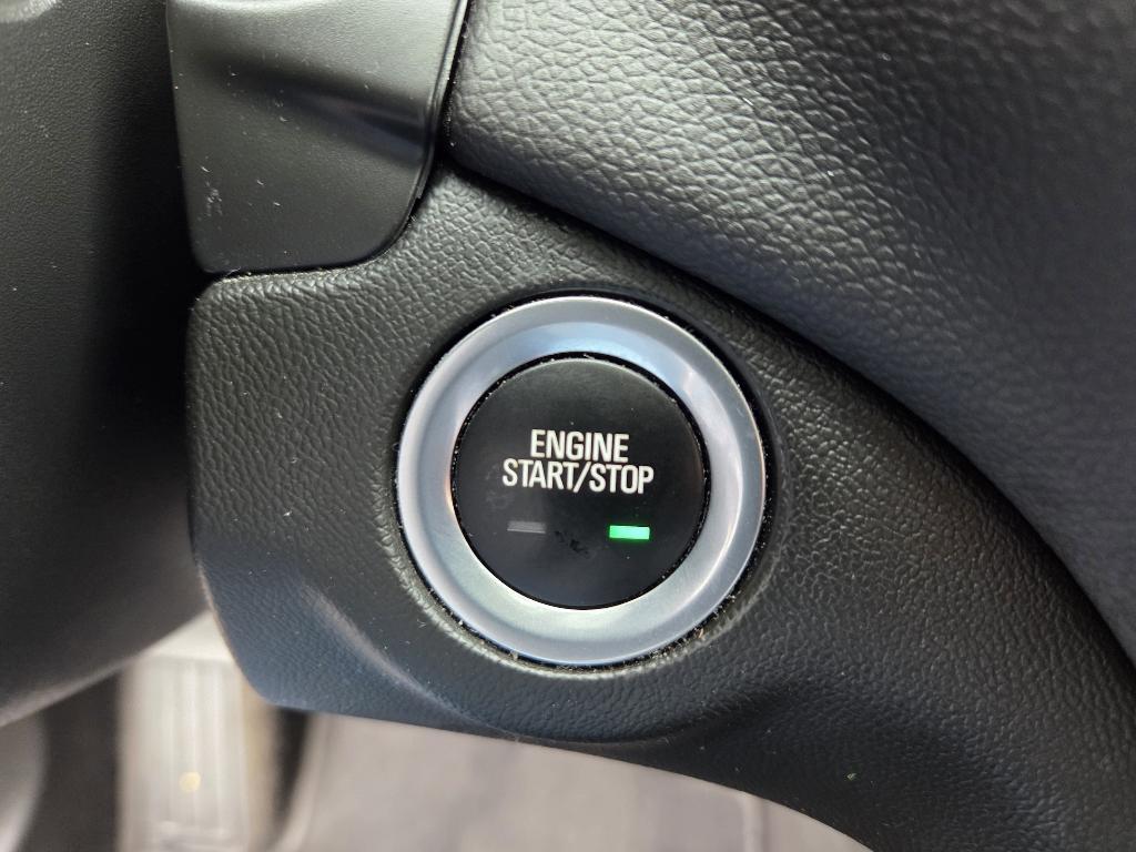 used 2023 Chevrolet Equinox car, priced at $20,994