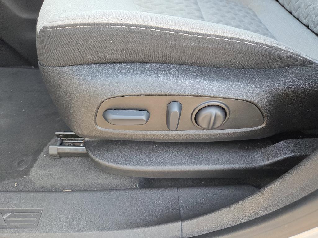 used 2023 Chevrolet Equinox car, priced at $19,961