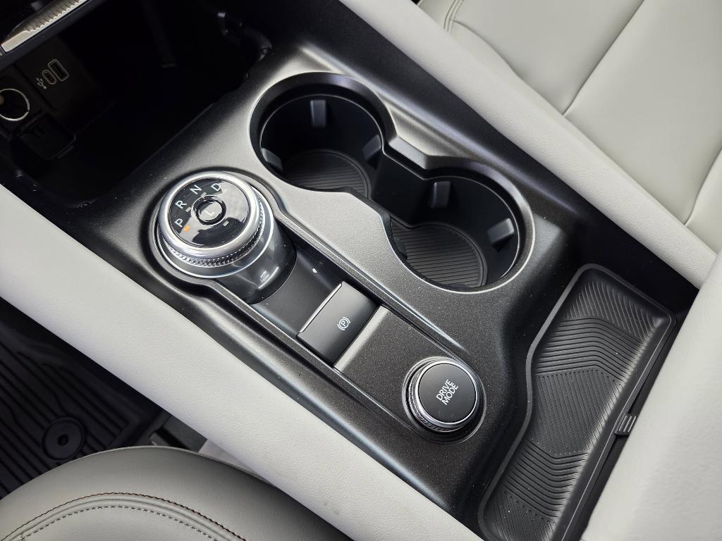 new 2025 Ford Explorer car, priced at $44,780