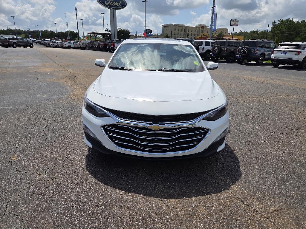 used 2022 Chevrolet Malibu car, priced at $20,728