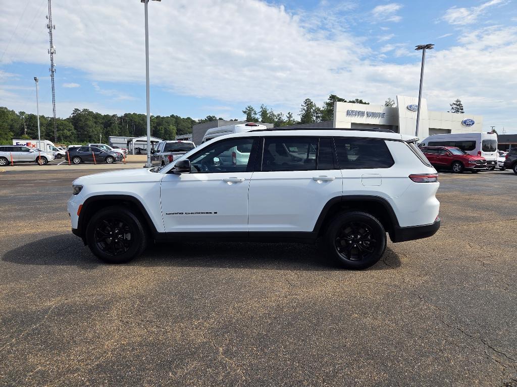 used 2024 Jeep Grand Cherokee L car, priced at $33,500