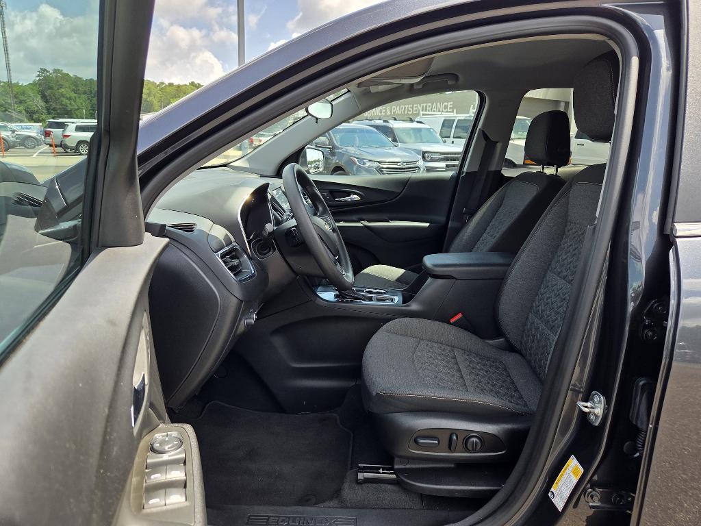 used 2023 Chevrolet Equinox car, priced at $22,998