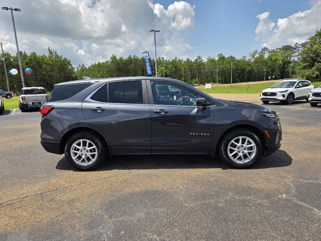 used 2023 Chevrolet Equinox car, priced at $22,998