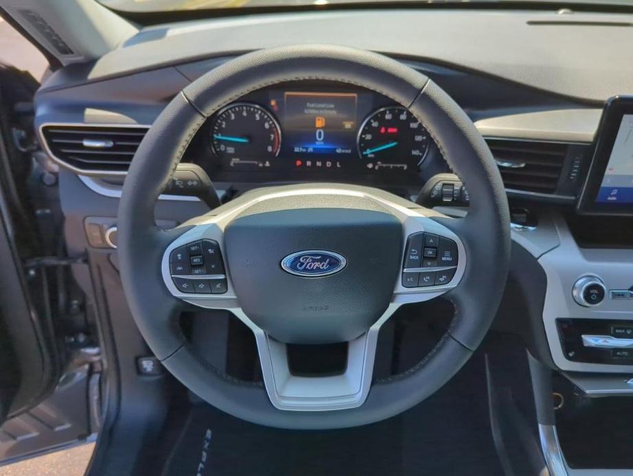 new 2024 Ford Explorer car, priced at $46,320