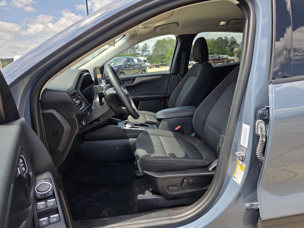 used 2023 Ford Escape car, priced at $22,887