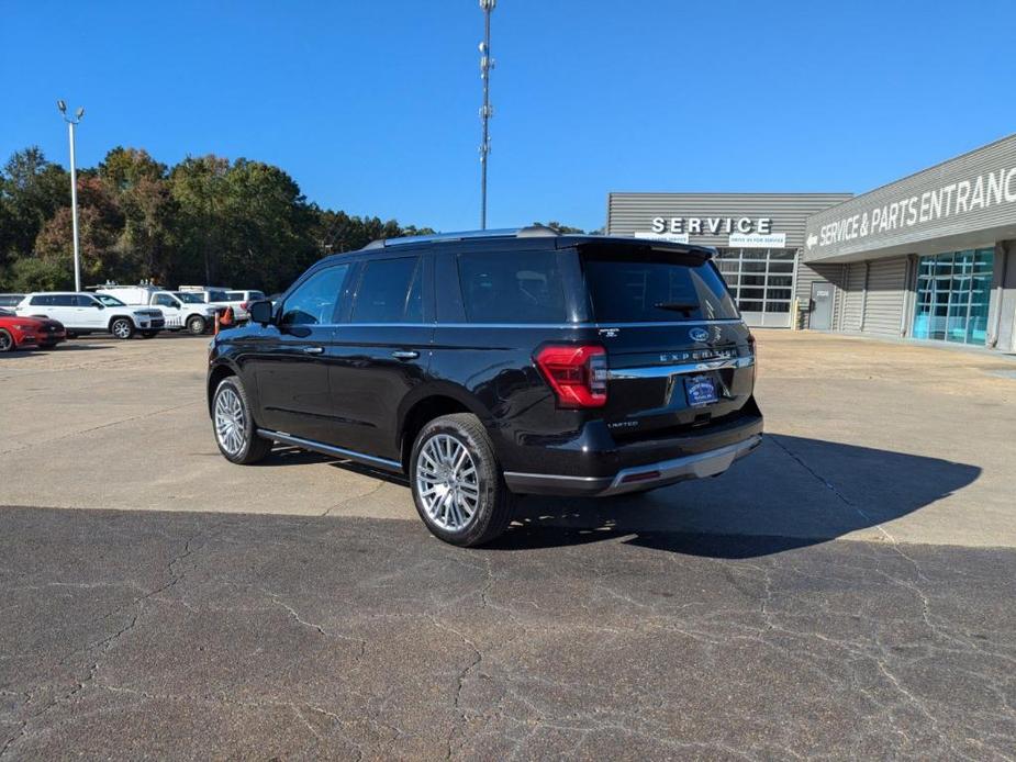 new 2024 Ford Expedition car, priced at $68,537