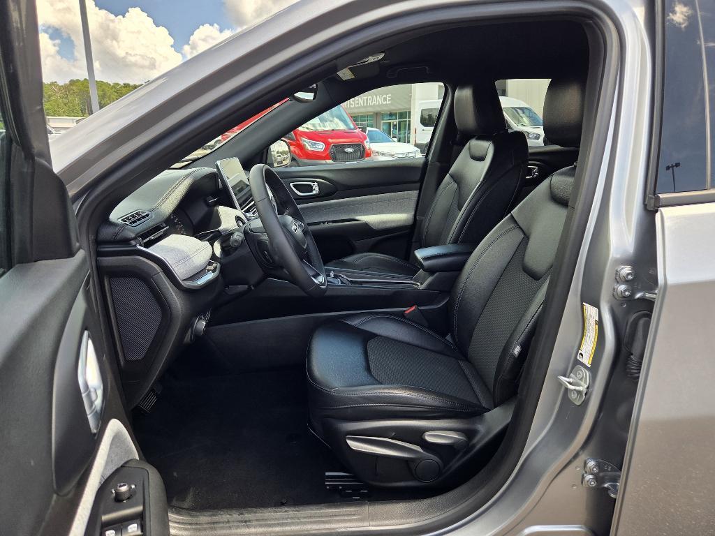 used 2024 Jeep Compass car, priced at $23,889