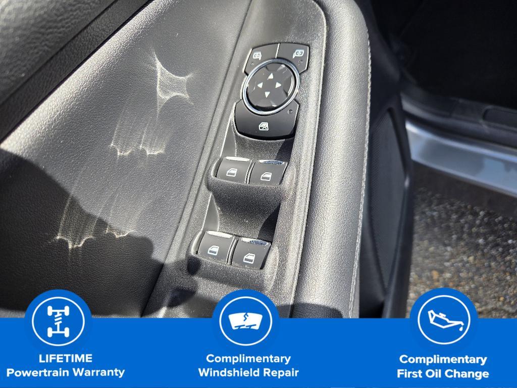 used 2021 Ford Edge car, priced at $19,955