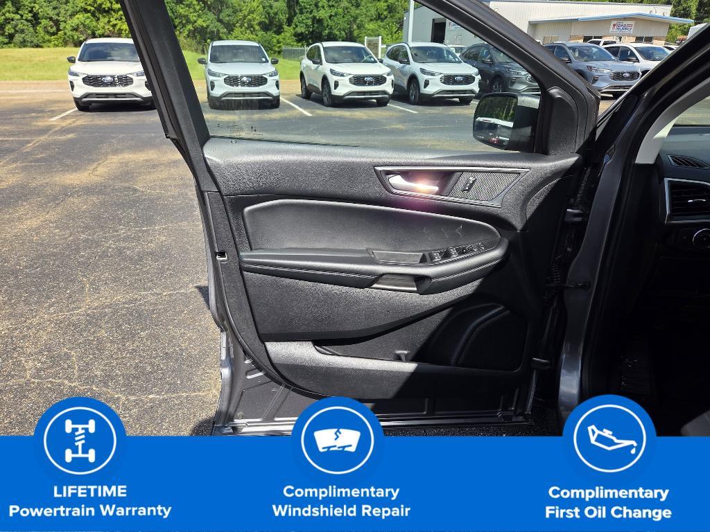 used 2021 Ford Edge car, priced at $19,955