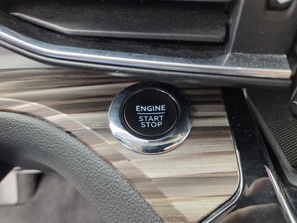 used 2023 Ford Explorer car