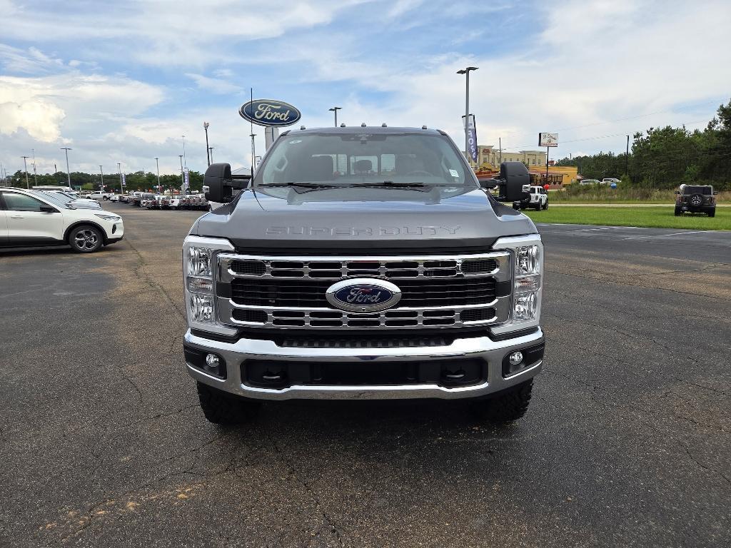 new 2025 Ford F-350 car, priced at $75,088