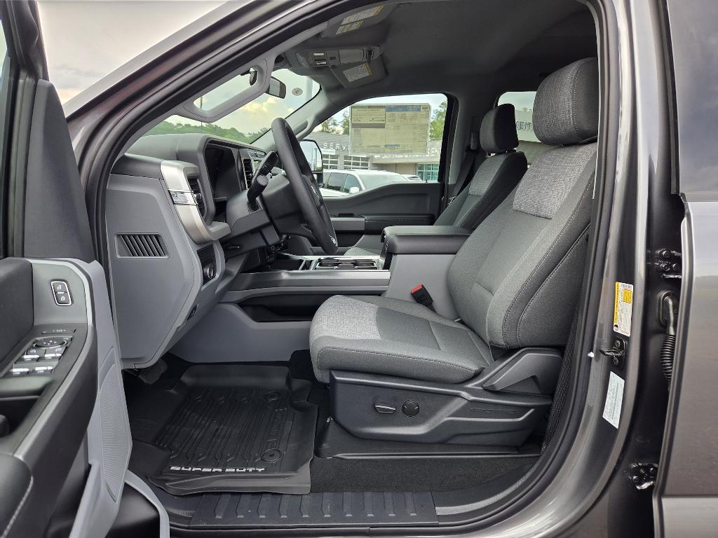 new 2025 Ford F-350 car, priced at $75,088