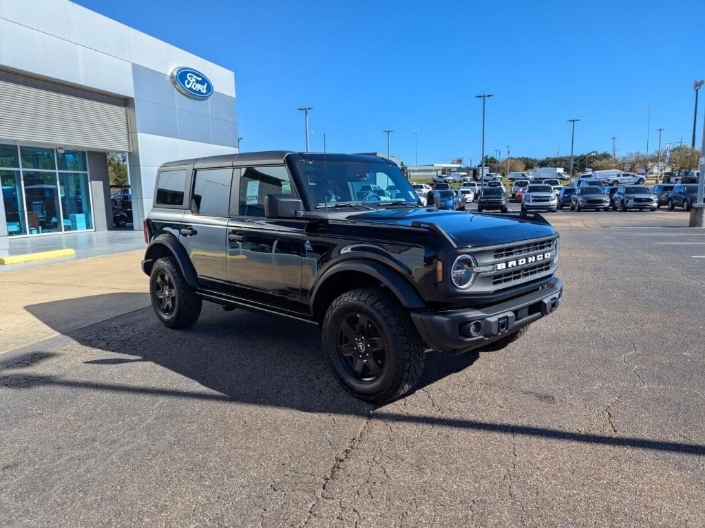 new 2024 Ford Bronco car, priced at $50,357