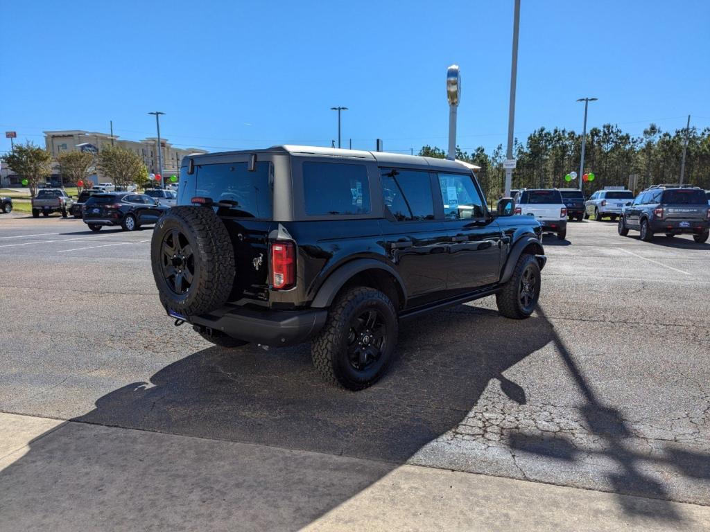 new 2024 Ford Bronco car, priced at $50,357