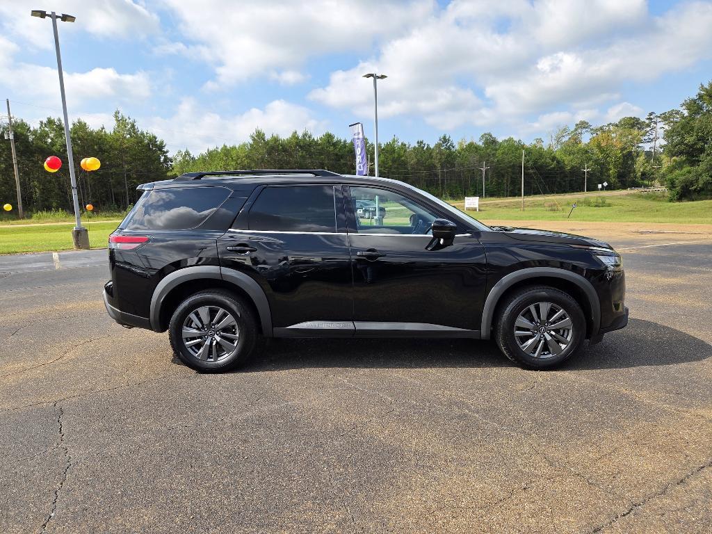 used 2022 Nissan Pathfinder car, priced at $26,657