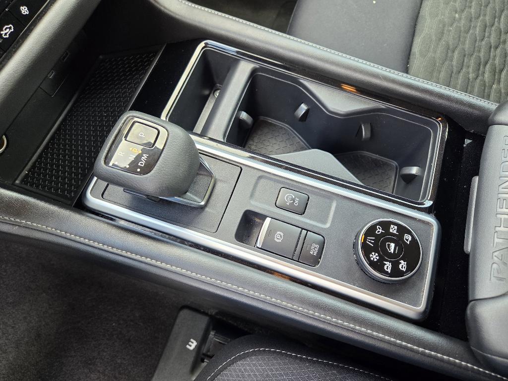 used 2022 Nissan Pathfinder car, priced at $26,657