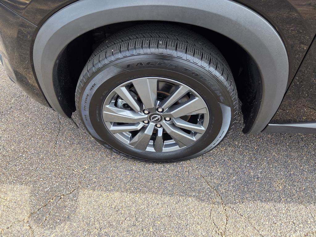 used 2022 Nissan Pathfinder car, priced at $26,657