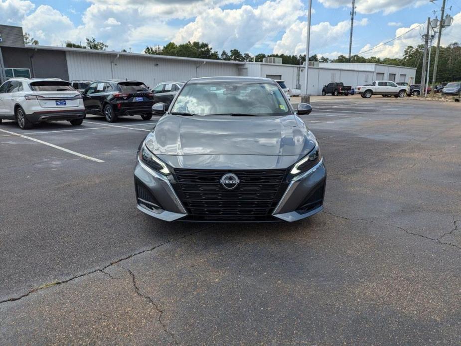 used 2023 Nissan Altima car, priced at $23,999