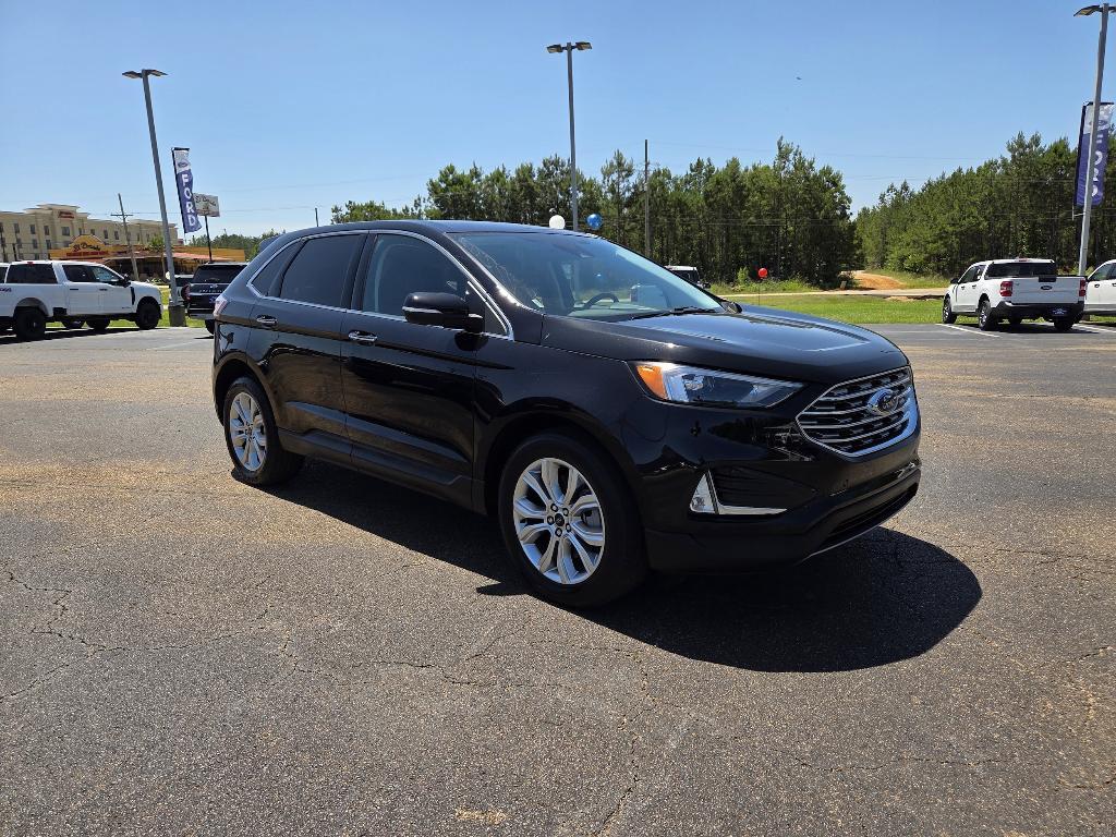 used 2024 Ford Edge car, priced at $32,444