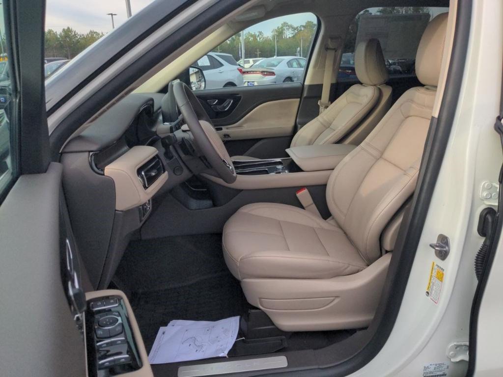 used 2023 Lincoln Aviator car, priced at $49,887
