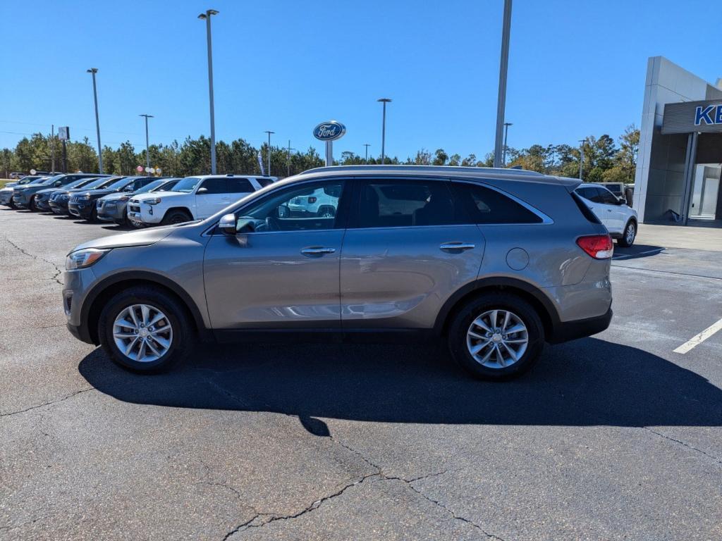 used 2018 Kia Sorento car, priced at $13,777