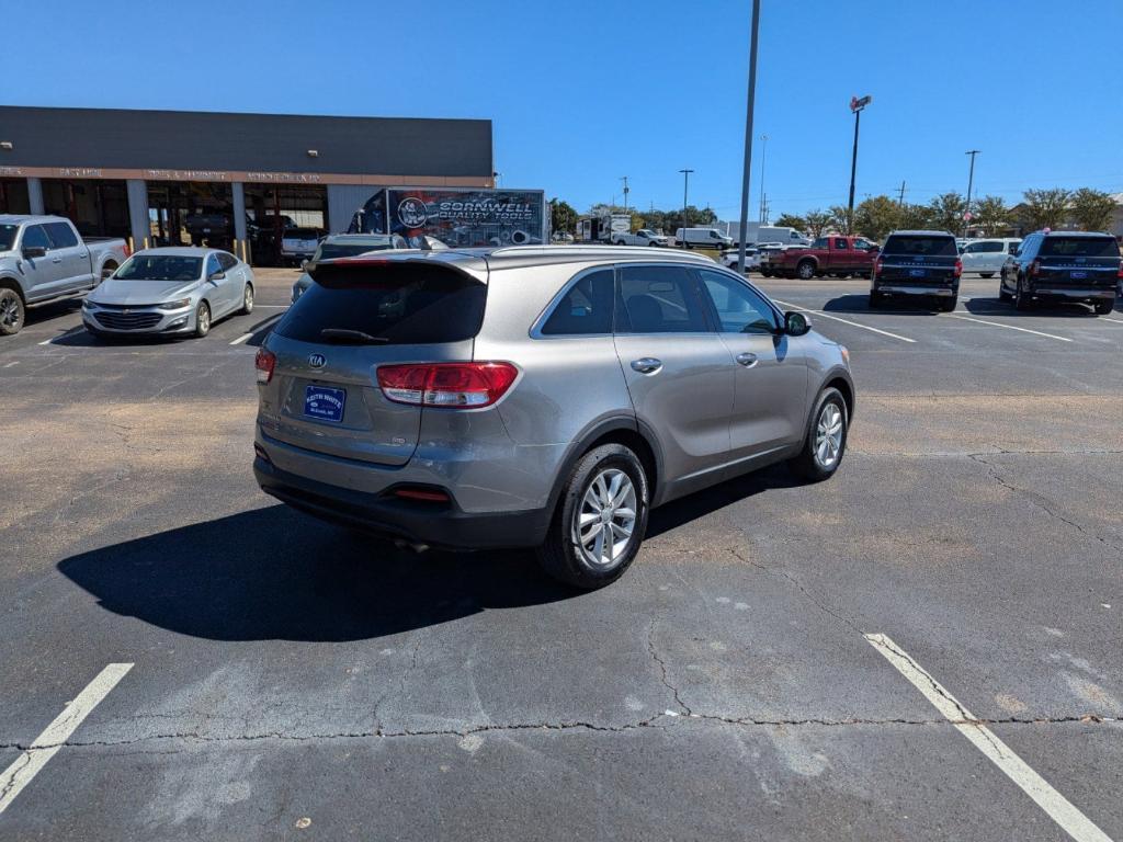 used 2018 Kia Sorento car, priced at $13,777