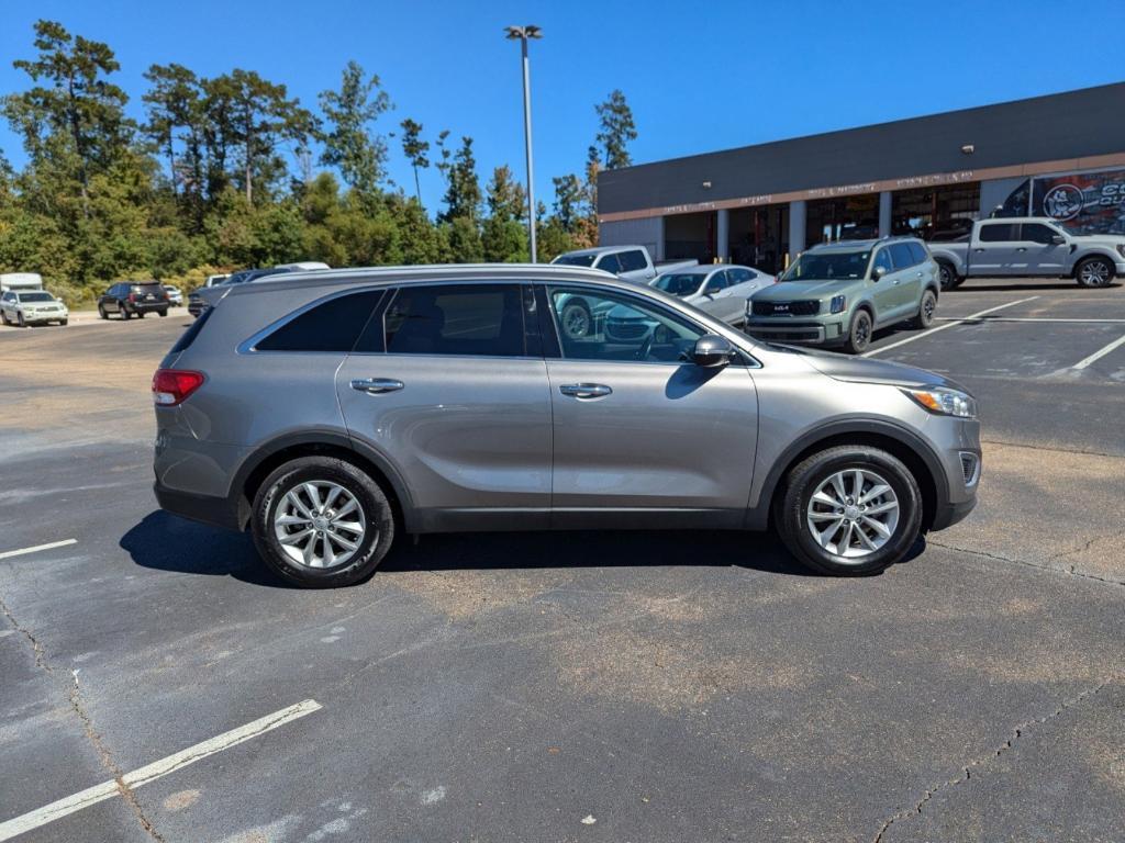 used 2018 Kia Sorento car, priced at $13,777