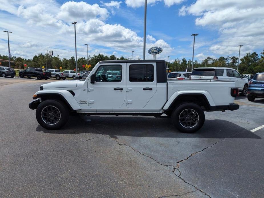 used 2023 Jeep Gladiator car, priced at $35,222