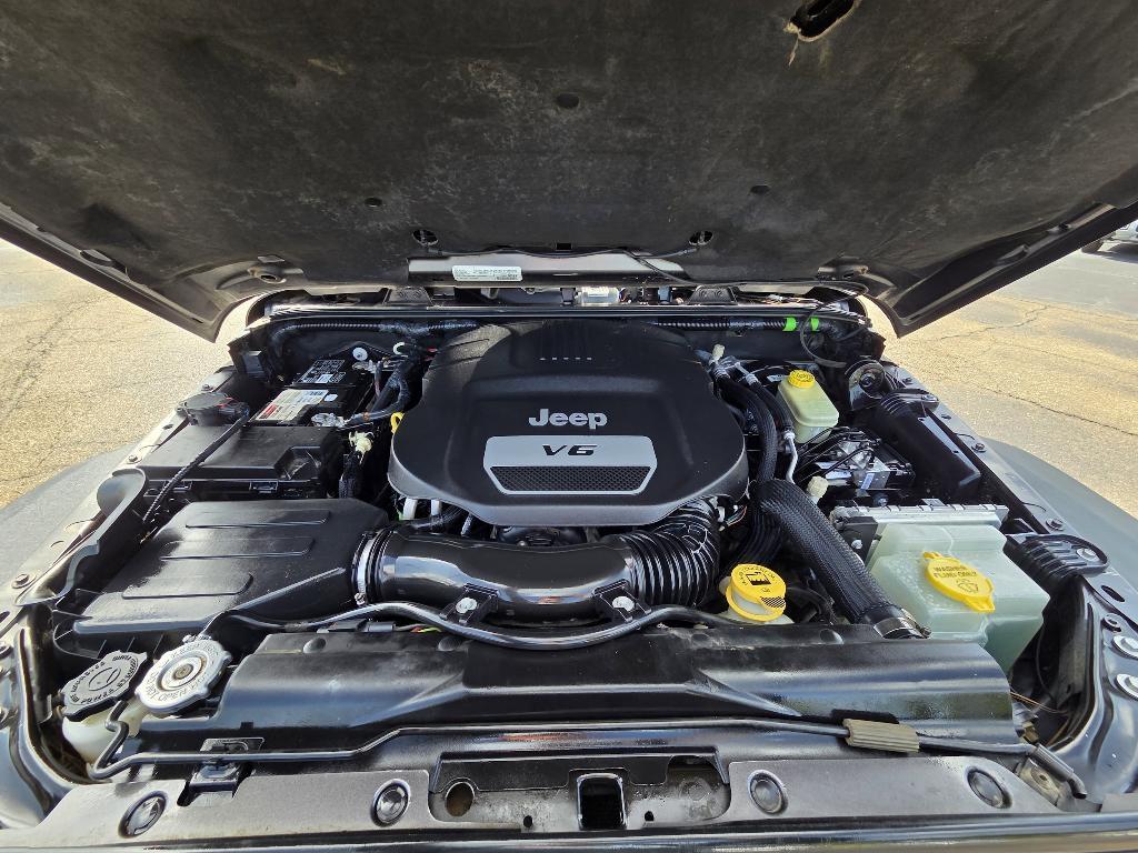 used 2016 Jeep Wrangler Unlimited car, priced at $23,900