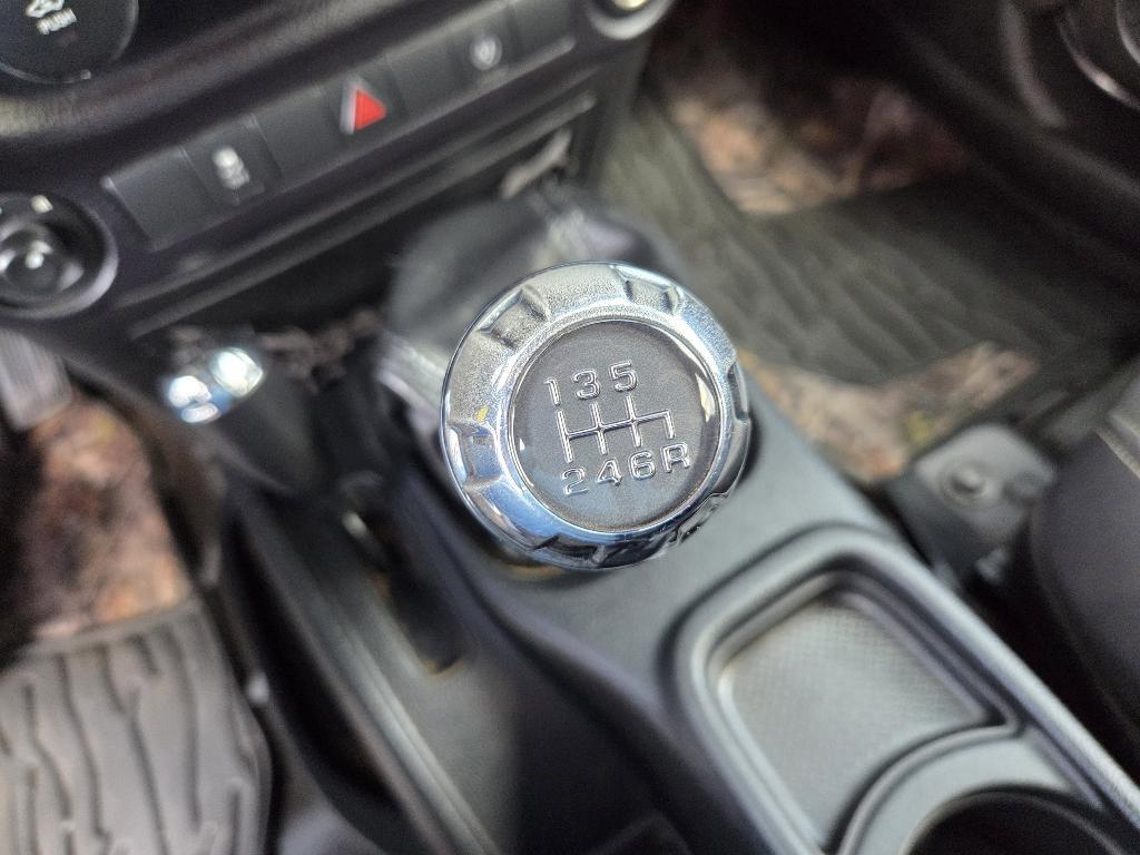 used 2016 Jeep Wrangler Unlimited car, priced at $23,900
